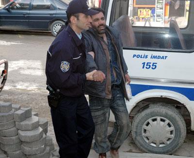 Sapanca'da 4 Gündür Aç Olan 62 Mülteci Yakalandı