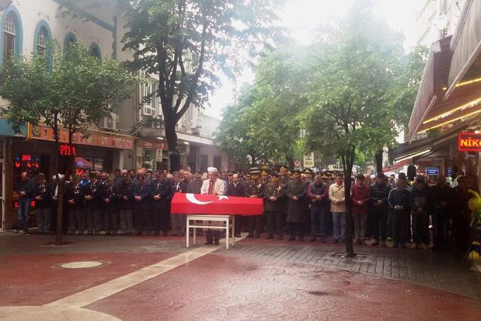 Kıbrıs gazisi askeri törenle son yolculuğuna uğurlandı