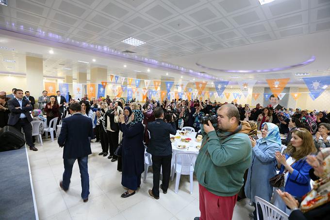 Toçoğlu, milletvekili adayları tanıtım toplantısına katıldı