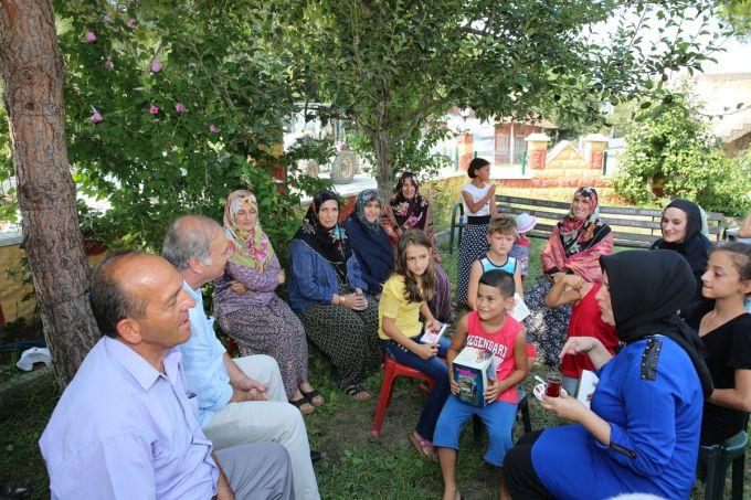 Vekil İsen, "Yapılan yollar evladiyelik"