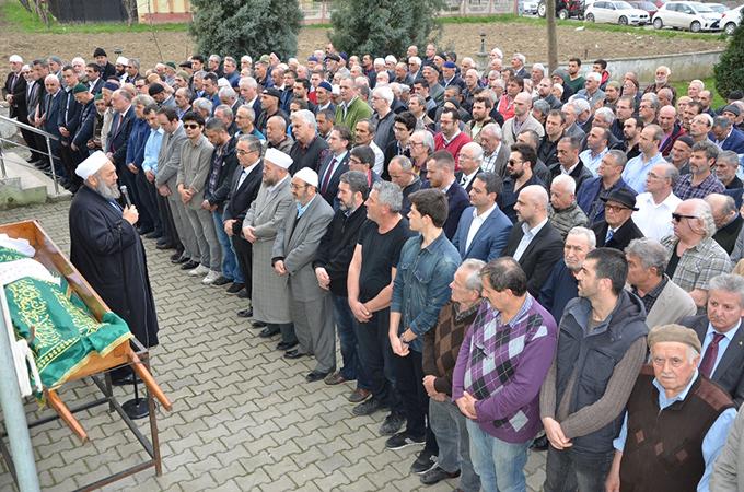 Cildiye Doktoru Kadir Güngör'ün babası Ramazan Güngör toprağa verildi