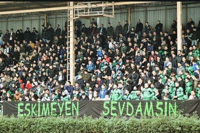 Sakaryaspor taraftarlarından başkan adaylarına çağrı