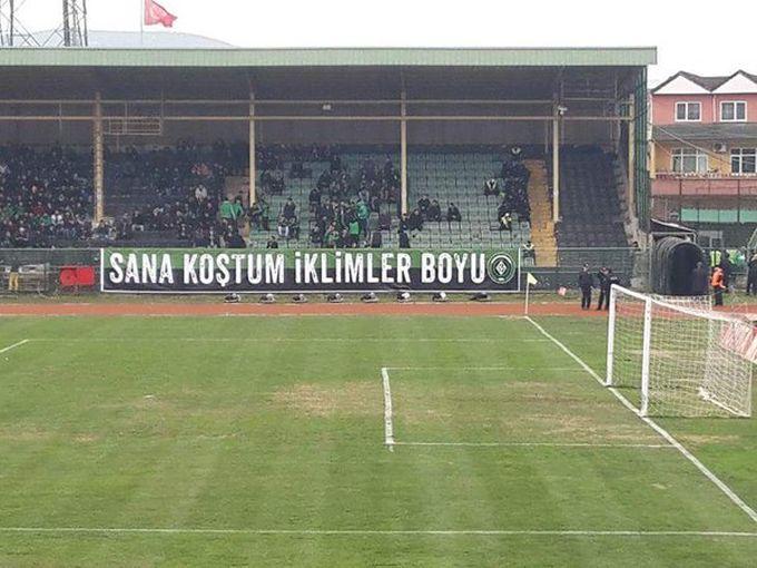 Sakaryaspor taraftarlarından başkan adaylarına çağrı