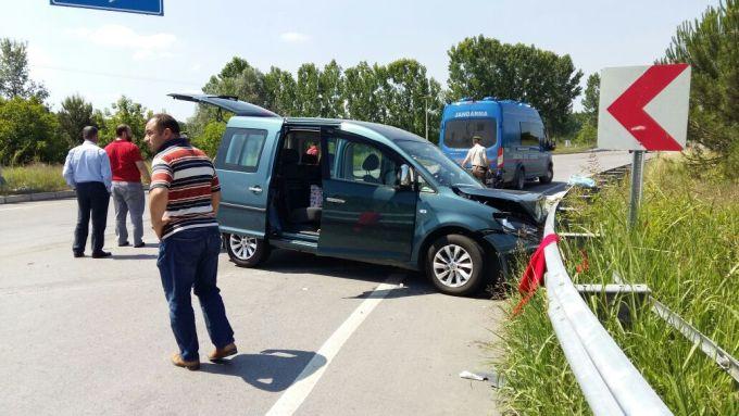 TEM'de korkutan kaza: 6 yaralı!