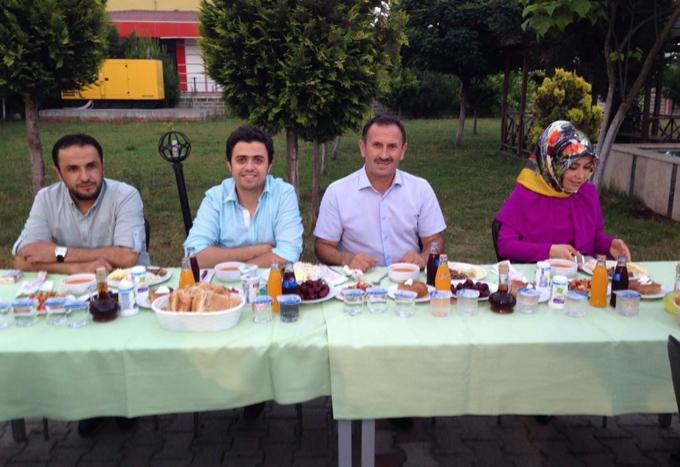 Hastane bahçesinde iftar yaptılar