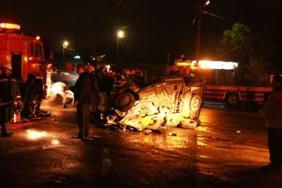 Akyazı'da Trafik Kazası: 3 Ölü, 5 Yaralı