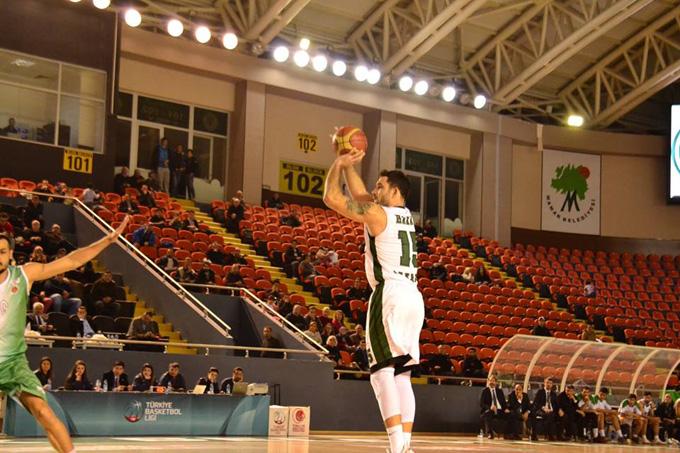 Büyükşehir Basket Mamak'ta galip geldi