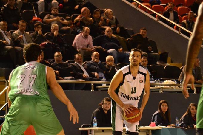 Büyükşehir Basket Mamak'ta galip geldi