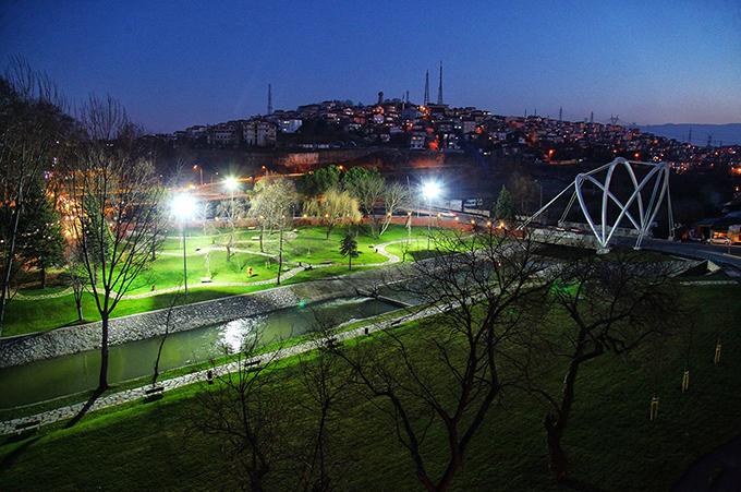 Vagon Park, gündüz ayrı gece ayrı güzel