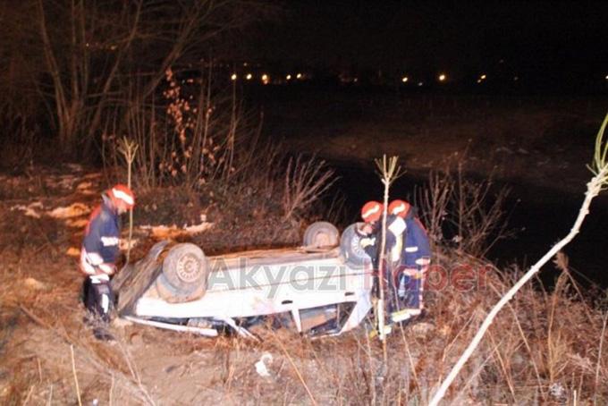 Takla atan otomobildeki 5 kişi yaralandı