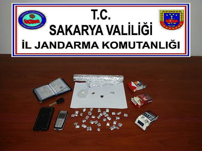 Adapazarı ve Sapanca'da uyuşturucu operasyonu