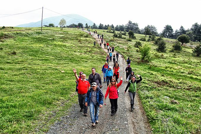 Doğanın eşsiz güzellikleri arasında yürüdüler