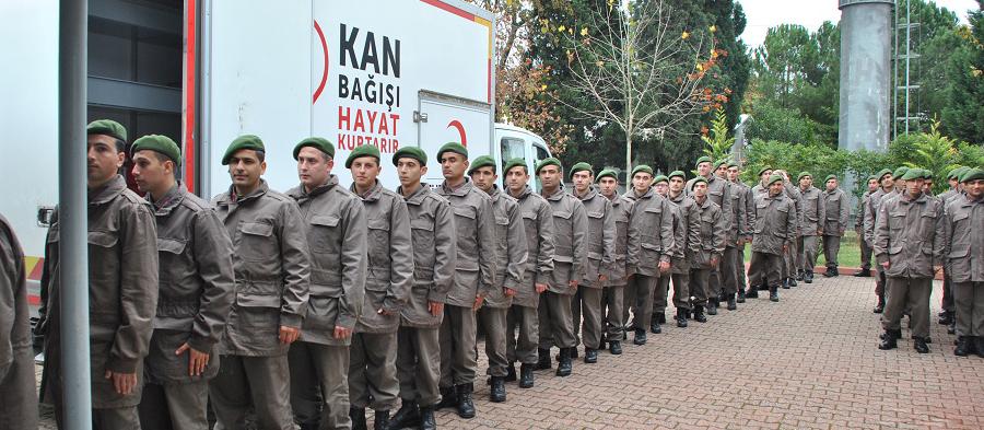 Jandarmadan Türk Kızılayı'na kan bağışı