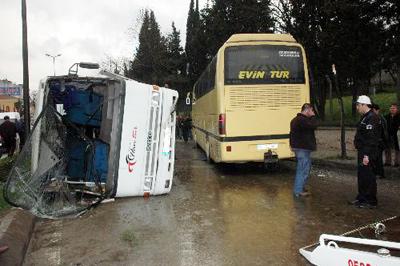 Yine Trafik Kazası, Yine Yaralı!