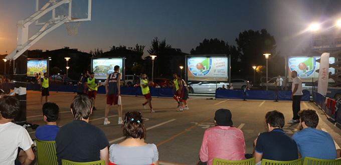 Sokak basketbolu ilgiyle izlendi