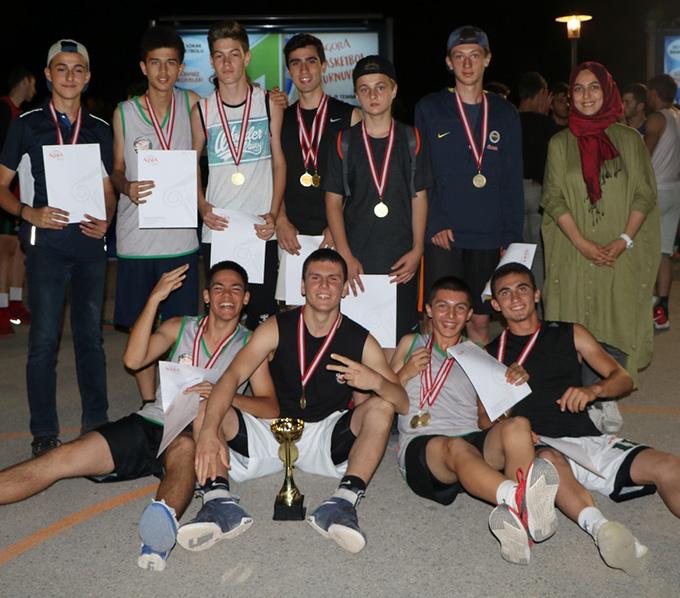 Sokak basketbolu ilgiyle izlendi