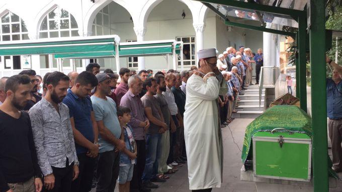 Feci olay sonrası hayatını kaybetmişti, toprağa verildi