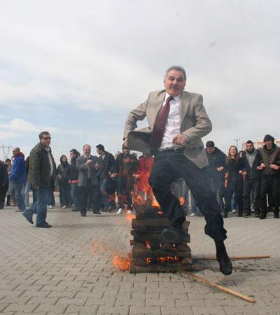 SAÜ'de Nevruz Kutlamaları 