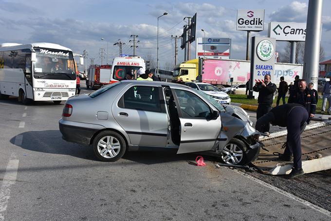 Hendek 2. OSBde trafik kazası