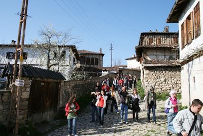 Havayı Güzel Bulunca, Soluğu Safranbolu'da Aldılar