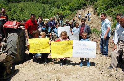 Karapınar Köylülerinden Taş Ocağı Protestosu  