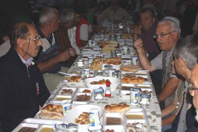 Hacıoğlu'nda İftara Yoğun İlgi