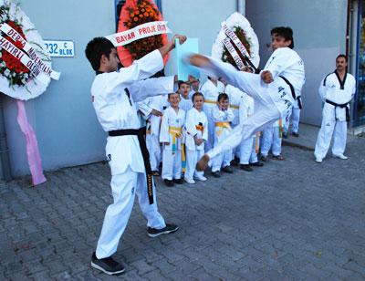 Atakan Taekwon-Do'dan Yenikent'te Gösterişli Açılış