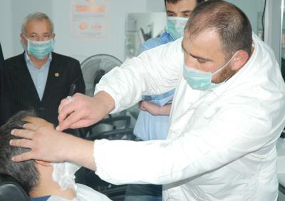 Berberlere Domuz Gribi İçin Maske Şartı Getirildi