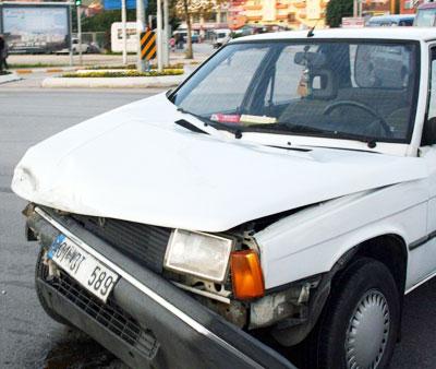 Bu Kez de Polis Aracı Kazaya Karıştı: 1 Yaralı