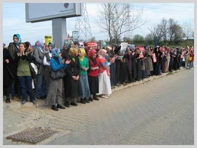 Yasakçılar Protesto Edildi