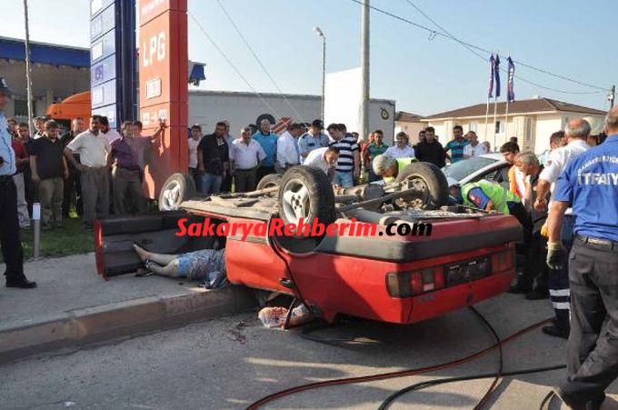 Adapazarı'nda tüyler ürperten kaza: 2 ölü, 1 yaralı