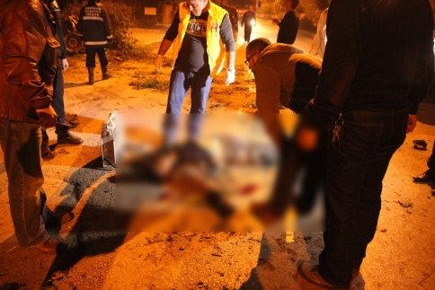 Akyazı'da gece yarısı feci kaza: 2 ölü, 2 ağır yaralı