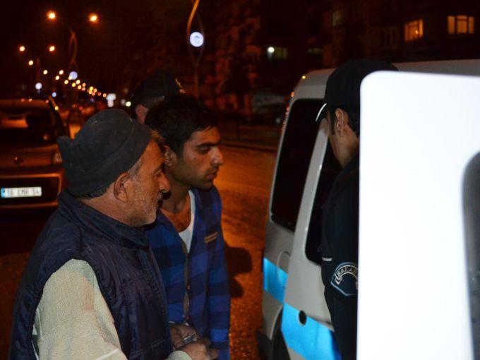 Sarhoş sürücü gece yarısı polisleri bile güldürdü