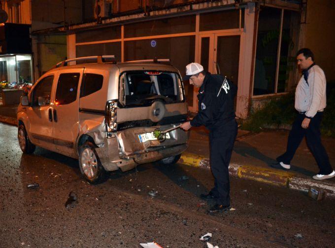 Sarhoş sürücü gece yarısı polisleri bile güldürdü