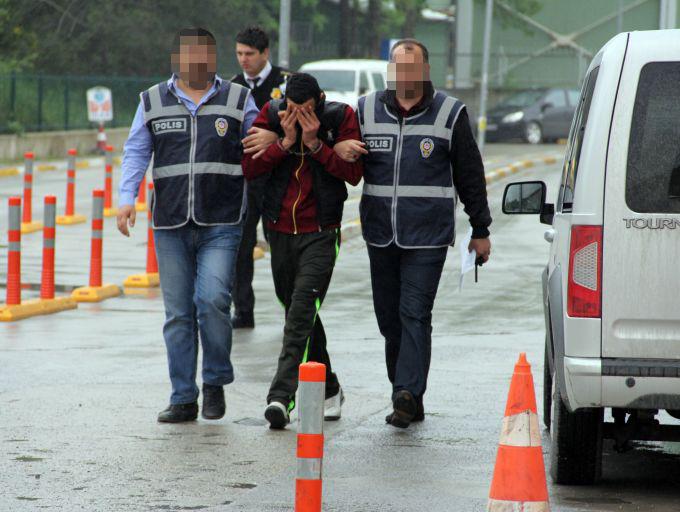 Hırsızlık için girdiği evde polis suç üstü yaptı