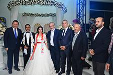 Sakarya'da siyaset ve hukuk camiasını buluşturan düğün