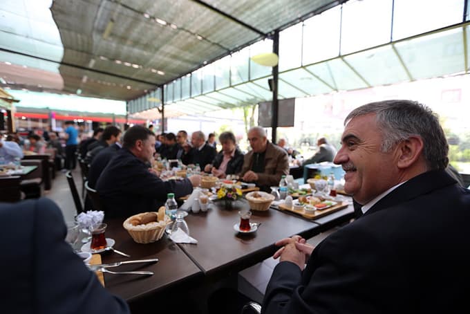 Toçoğlu: "Katlı otoparklar inşa edeceğiz" Toçoğlu: "Katlı otoparklar inşa edeceğiz"