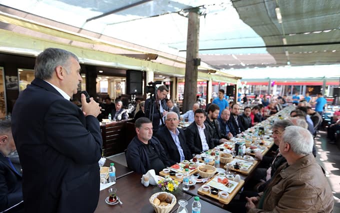 Toçoğlu: "Katlı otoparklar inşa edeceğiz" Toçoğlu: "Katlı otoparklar inşa edeceğiz"