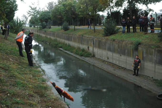Çark Deresi'nde erkek cesedi bulundu! Çark Deresi'nde erkek cesedi bulundu!