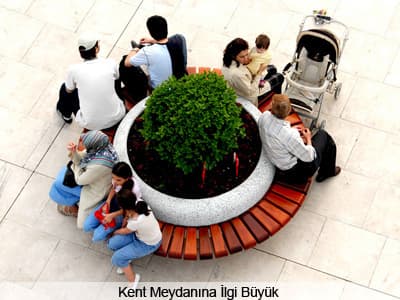 İşte Yeni Kent Meydanı İşte Yeni Kent Meydanı